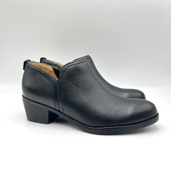6.5W 6.5 WIDE Naturalizer Zarie Black Leather Ankle Boots Booties Shooties Shoes - Picture 1 of 15